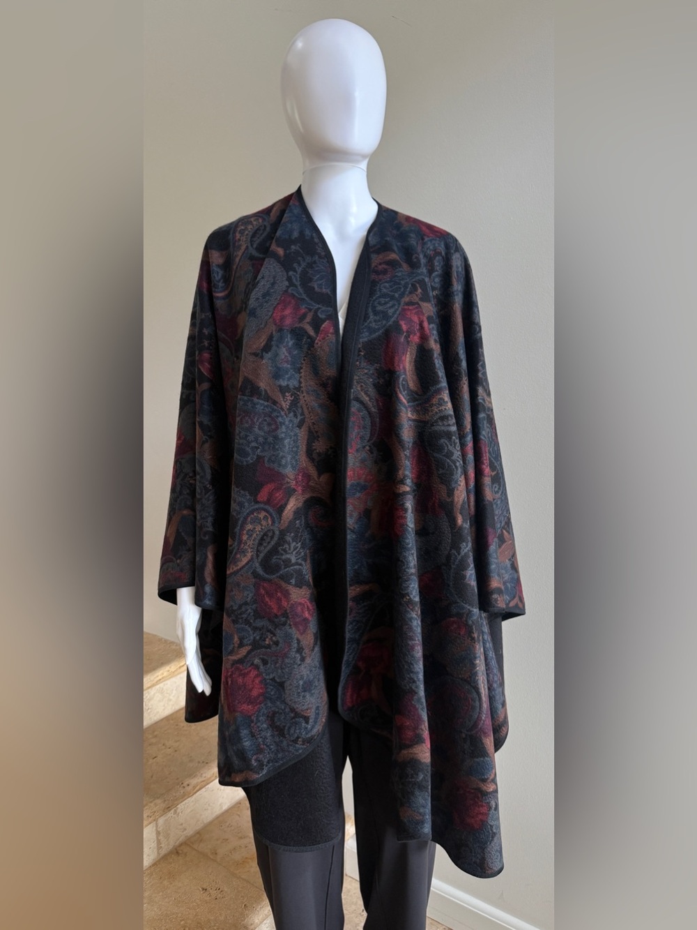 LORO PIANA Cashmere Leather Trim Reversible Shawl Cape Wrap Black/Multi